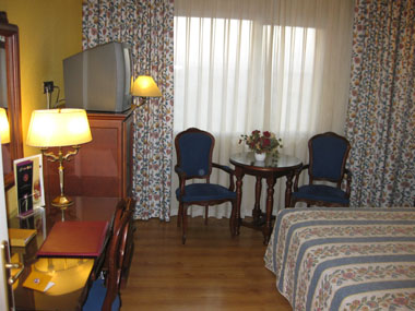 Barcelona hotel room