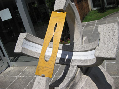 sun dial